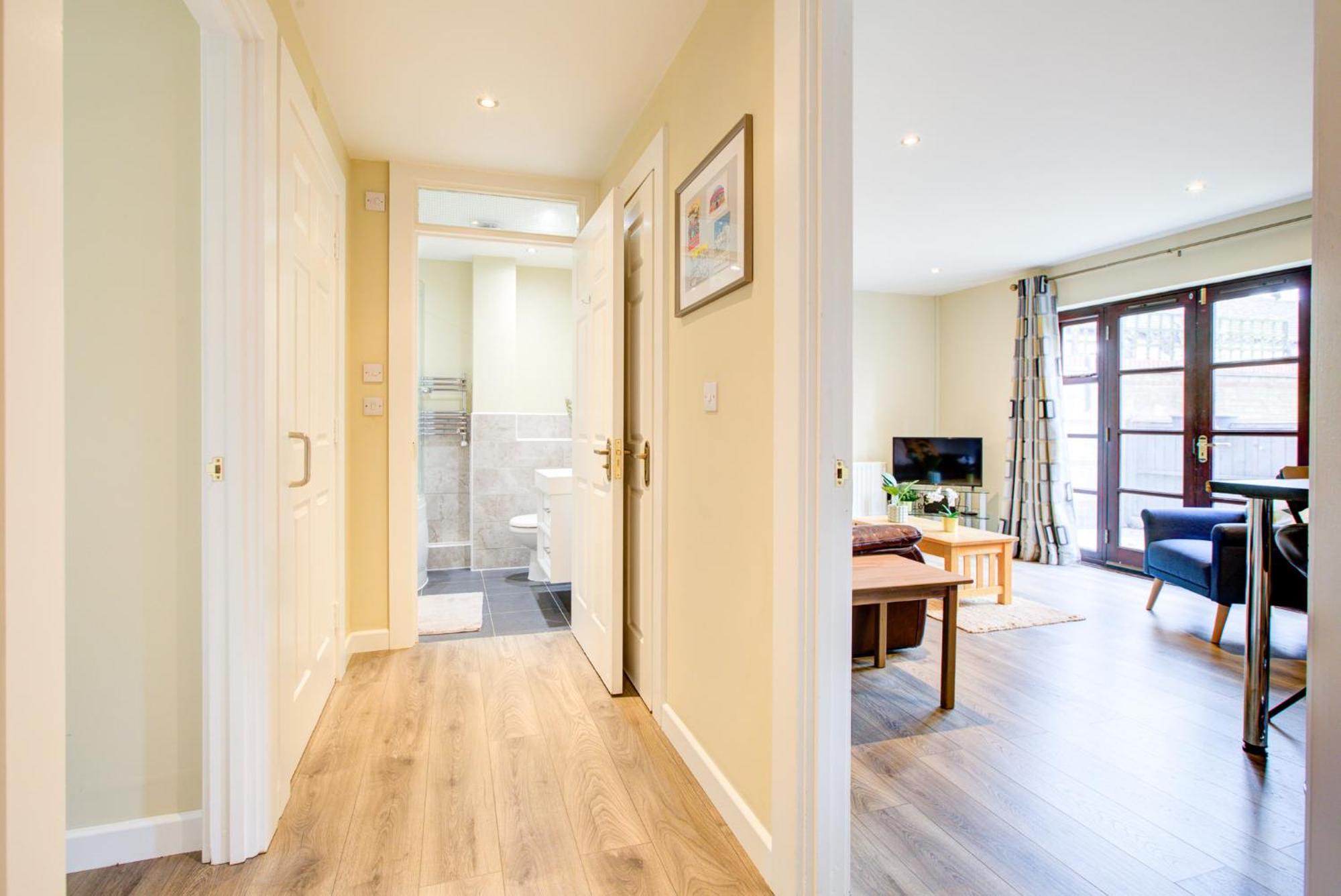 Spacious & Modern 2 Bed Sleeps 5 In Walthamstow Londres Extérieur photo